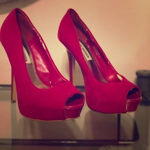 Hot Pink Steven Madden Nubuck peep toe heel